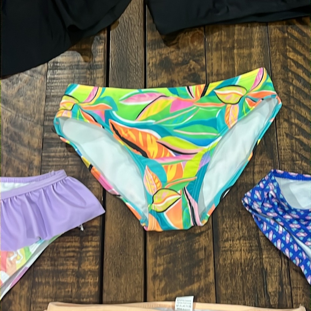 Colorful Bikini bundle medium 8 - Picture 6 of 11